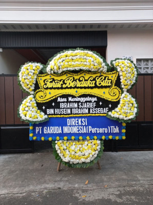 Papan Bunga Duka di Woloan Tiga